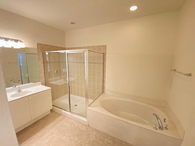 221 Greenwich Circle, Unit 207 Jupiter, FL 33458 - Photo 16 of 19 IMG_3469