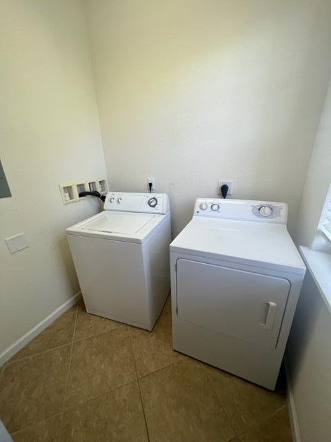 221 Greenwich Circle, Unit 207 Jupiter, FL 33458 - Photo 6 of 19 IMG_2328