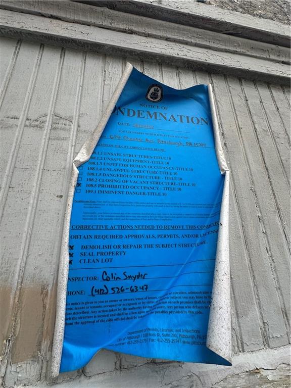 627 Chester Avenue Pittsburgh, PA 15214 - Photo 4 of 19 a view of entryway