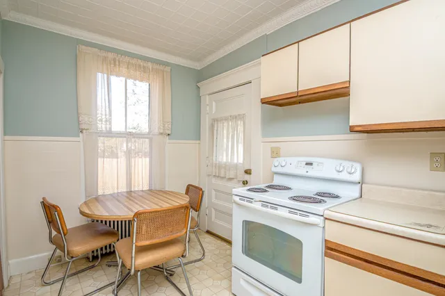 $394,500 | 19 Elm Street, Whitefield, NH 03598