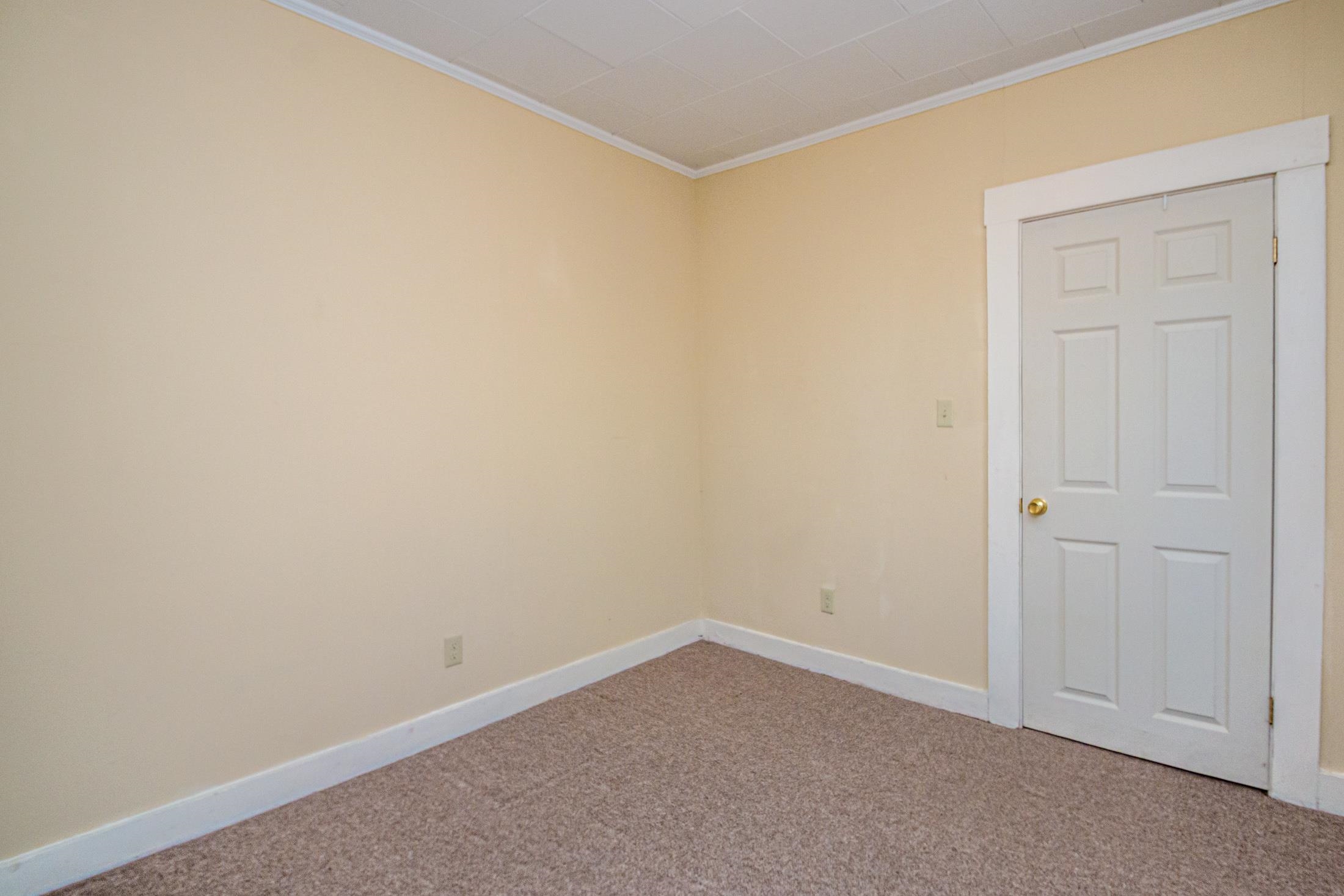 19 Elm Street Whitefield, NH 03598 - Photo 45 of 57