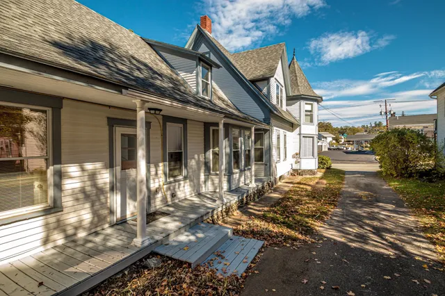 $394,500 | 19 Elm Street, Whitefield, NH 03598