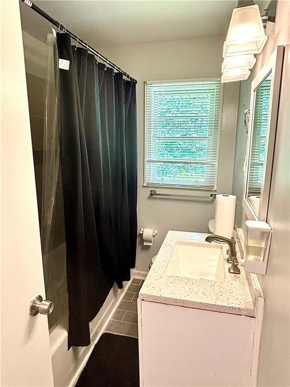 4030 Stonewall Tell Road Atlanta, GA 30349 - Photo 15 of 23 a utility room with dryer and washer