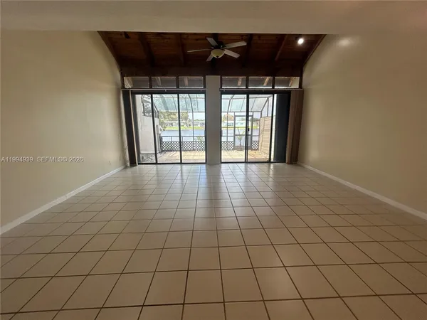 $2,900 | 1660 Northwest 113th Way, Pembroke Pines, FL 33026