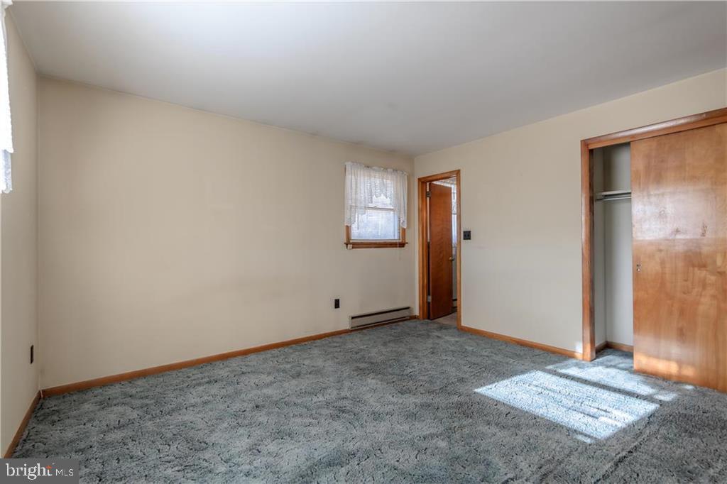 91 School Drive New Ringgold, PA 17960 - Photo 23 of 41 Bedroom #1