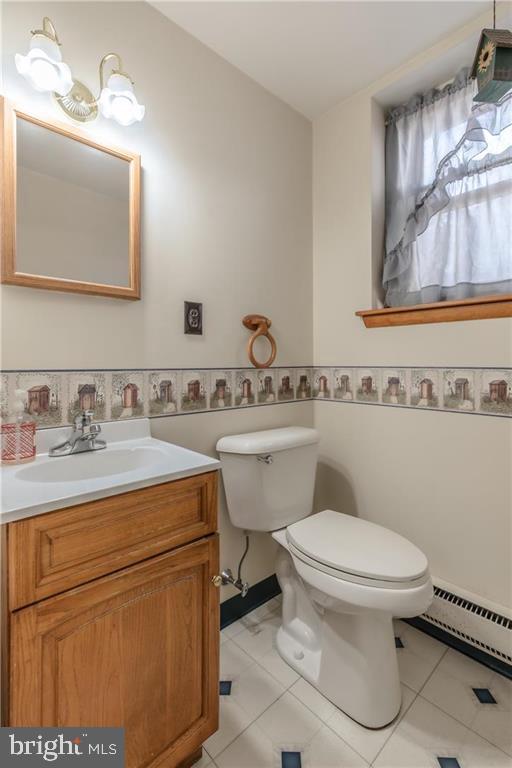 91 School Drive New Ringgold, PA 17960 - Photo 39 of 41 Full Bathroom #2 Lower Level