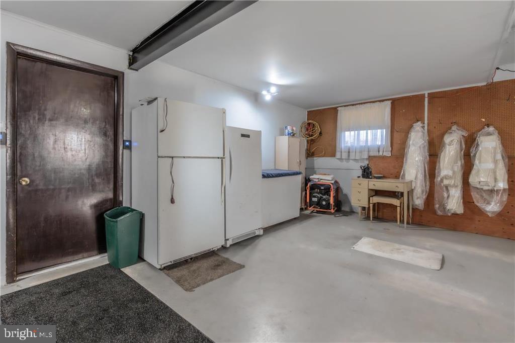 91 School Drive New Ringgold, PA 17960 - Photo 41 of 41 Interior Oversized 2 Car Garage