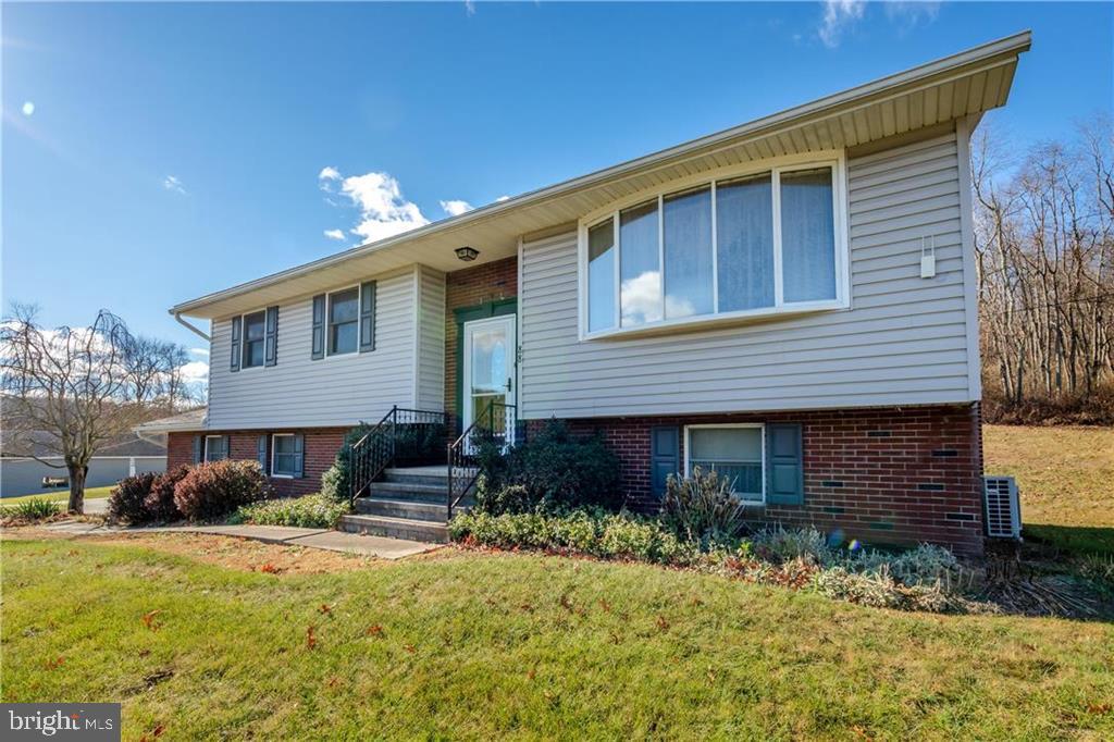 91 School Drive New Ringgold, PA 17960 - Photo 7 of 41