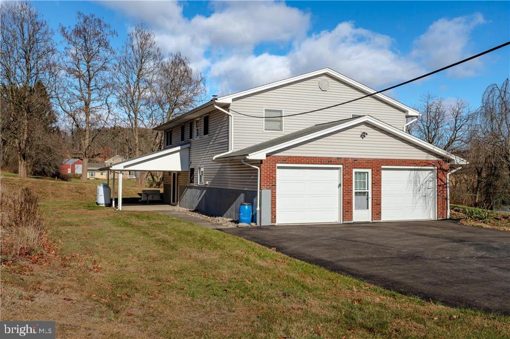 91 School Drive New Ringgold, PA 17960 - Photo 8 of 41