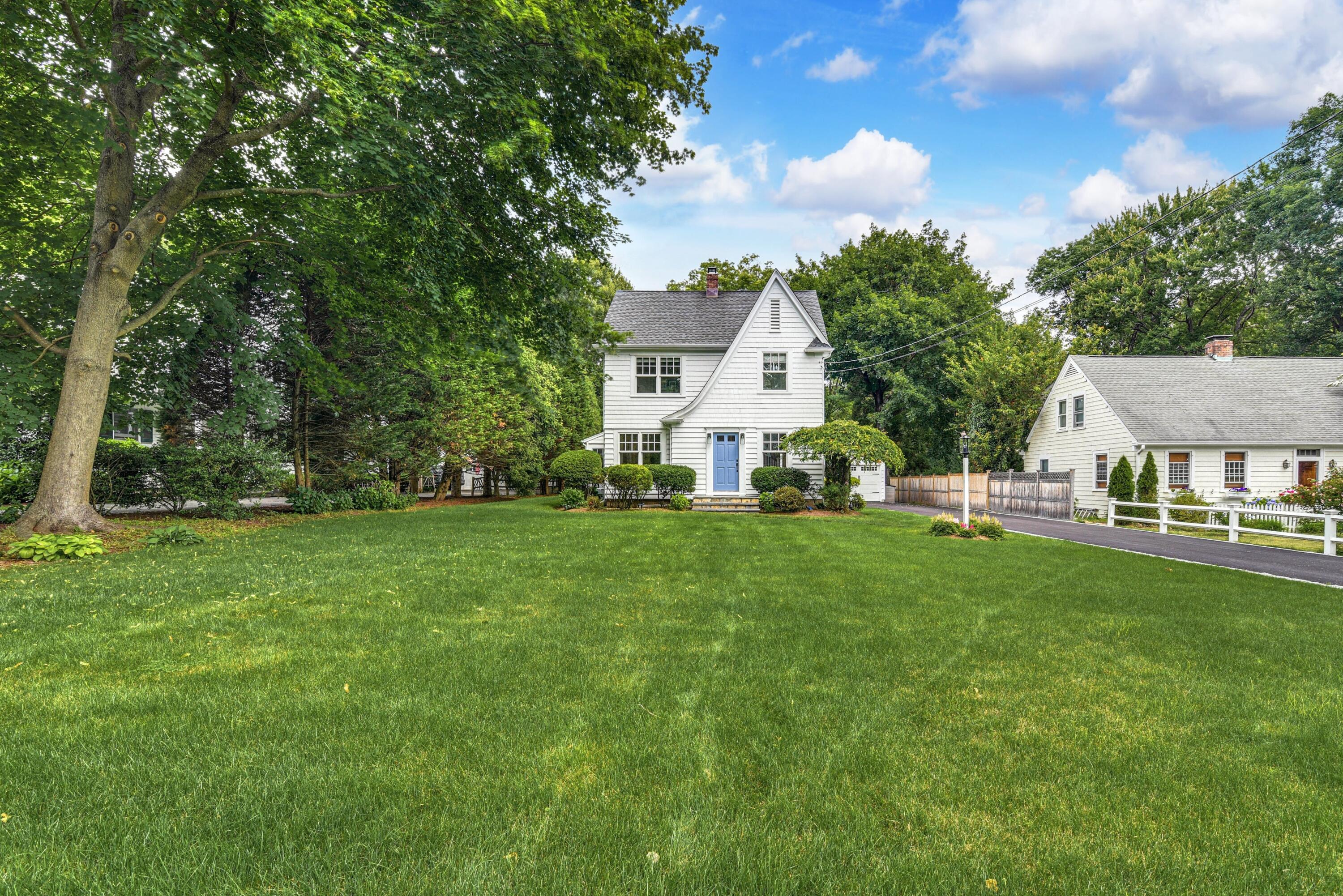 13 Sunset Road Darien, CT 06820 - Photo 27 of 28 a view of a house with backyard