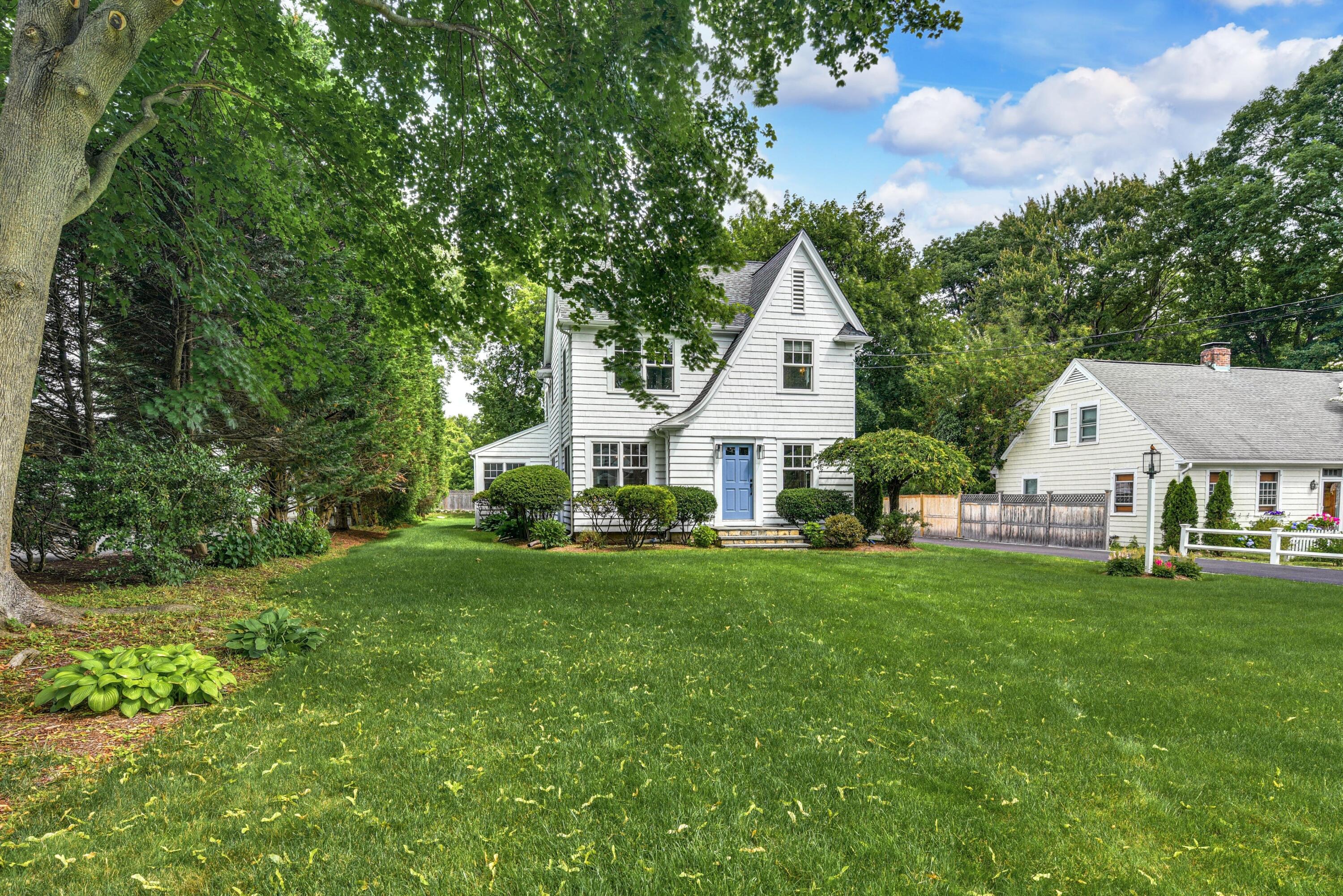 13 Sunset Road Darien, CT 06820 - Photo 28 of 28 a view of a house with backyard