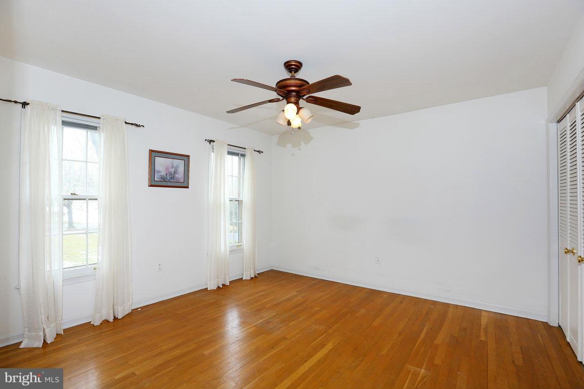 201 Hermleigh Road Silver Spring, MD 20902 - Photo 12 of 26 Bedroom 2