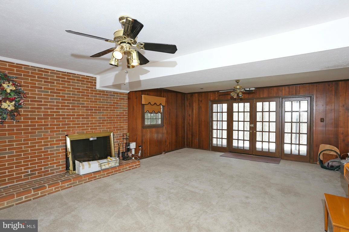 201 Hermleigh Road Silver Spring, MD 20902 - Photo 17 of 26 Family Room with Gas Fireplace