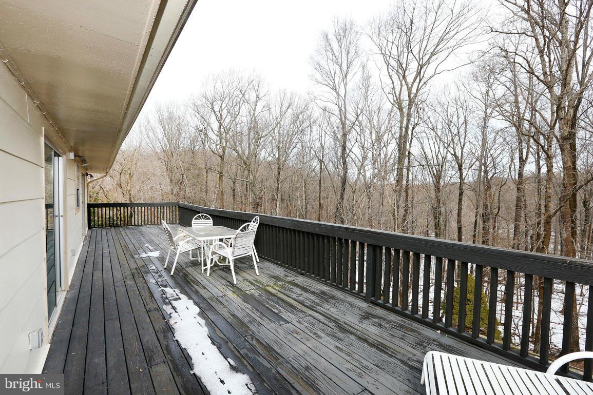 201 Hermleigh Road Silver Spring, MD 20902 - Photo 22 of 26 Deck