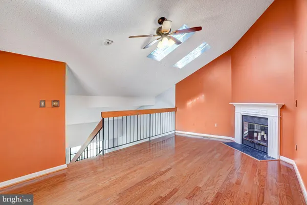 $425,900 | 6925 Mary Caroline Circle, Unit J, Alexandria, VA 22310