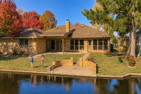 $575,000 | 2814 Augusta Lane, Arlington, TX 76012