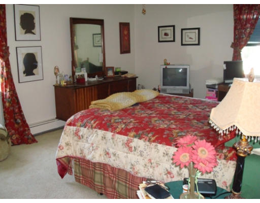 8 James Tighe Road, Unit 8 Randolph, MA 02368 - Photo 12 of 19 Gallery Image 12