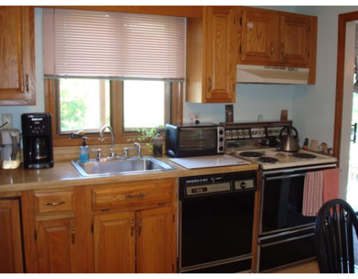 8 James Tighe Road, Unit 8 Randolph, MA 02368 - Photo 9 of 19 Gallery Image 9