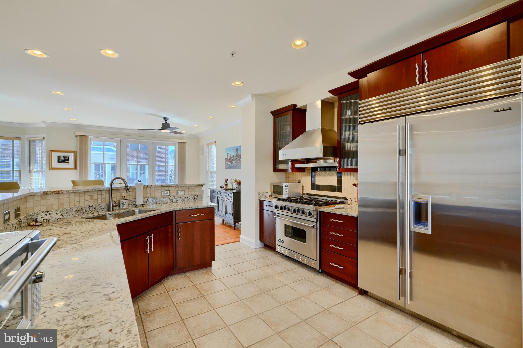 1221 Dockside Circle Baltimore, MD 21224 - Photo 14 of 57