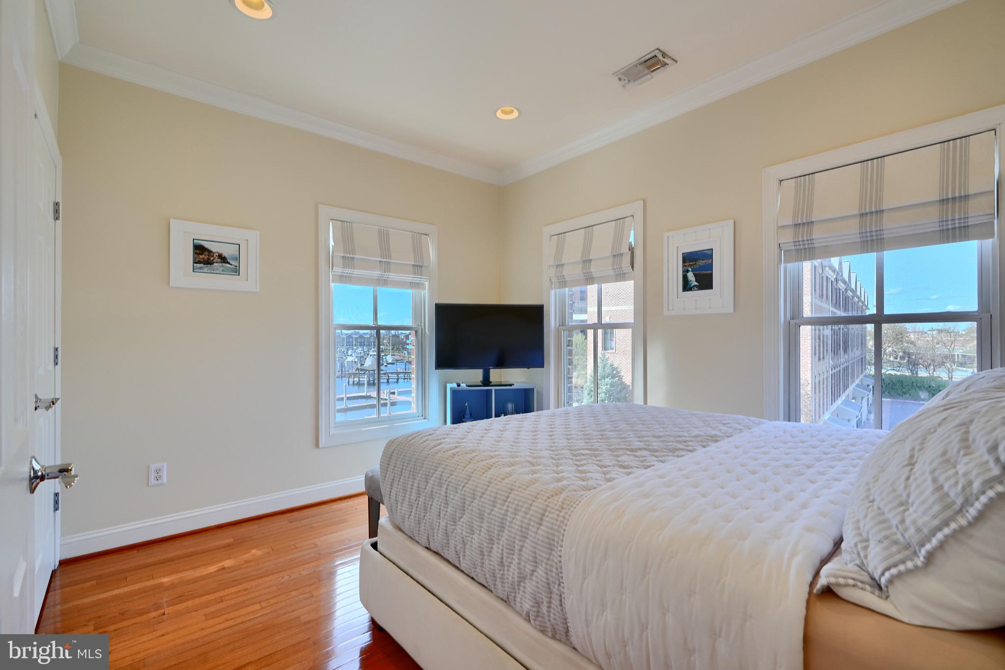 1221 Dockside Circle Baltimore, MD 21224 - Photo 33 of 57