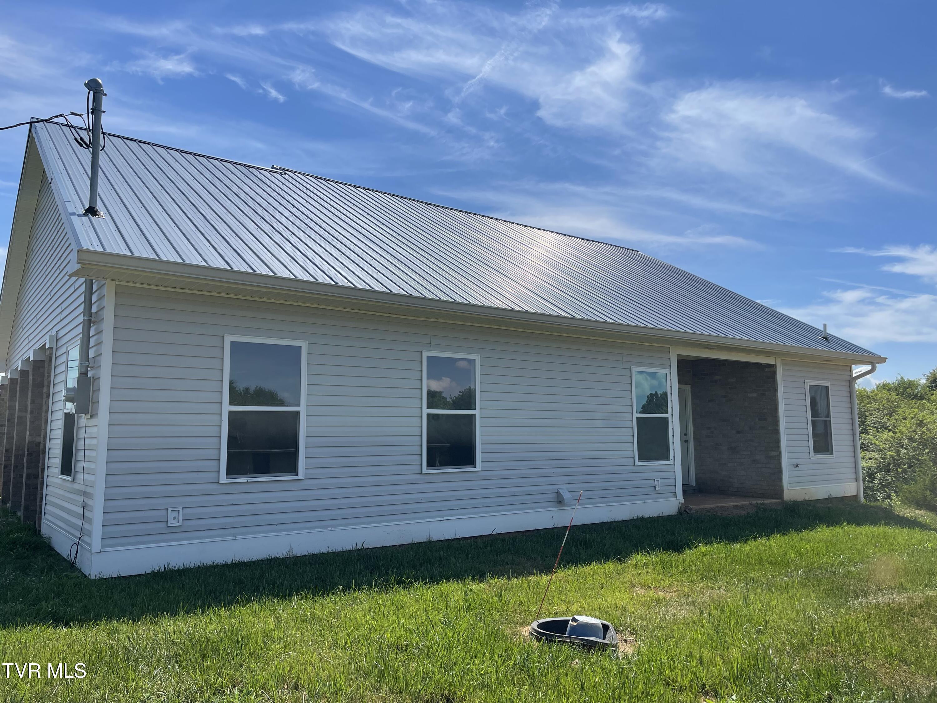 415 Wine Road Dandridge, TN 37725 - Photo 12 of 51 IMG_5562