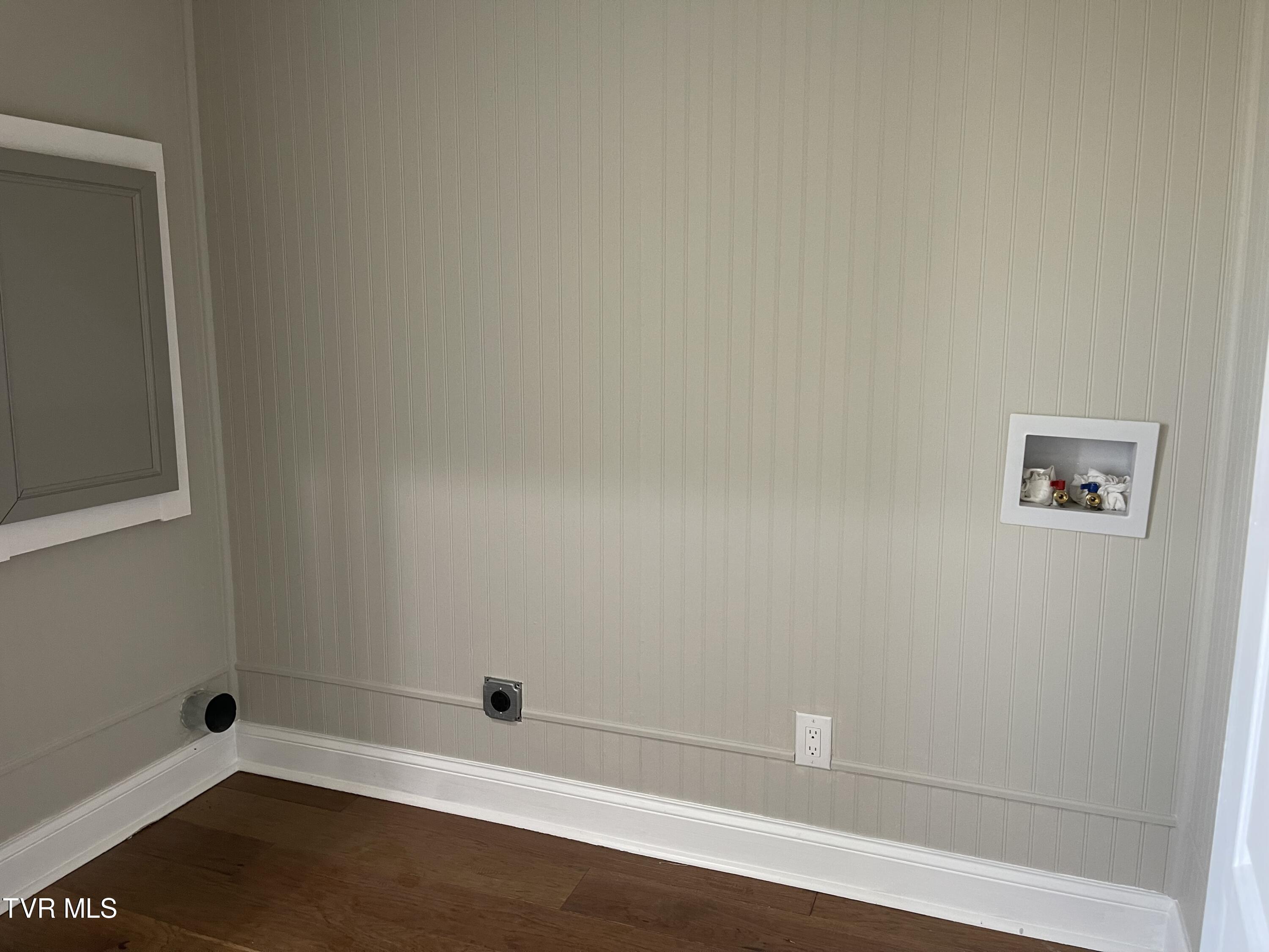 415 Wine Road Dandridge, TN 37725 - Photo 30 of 51 IMG_5578