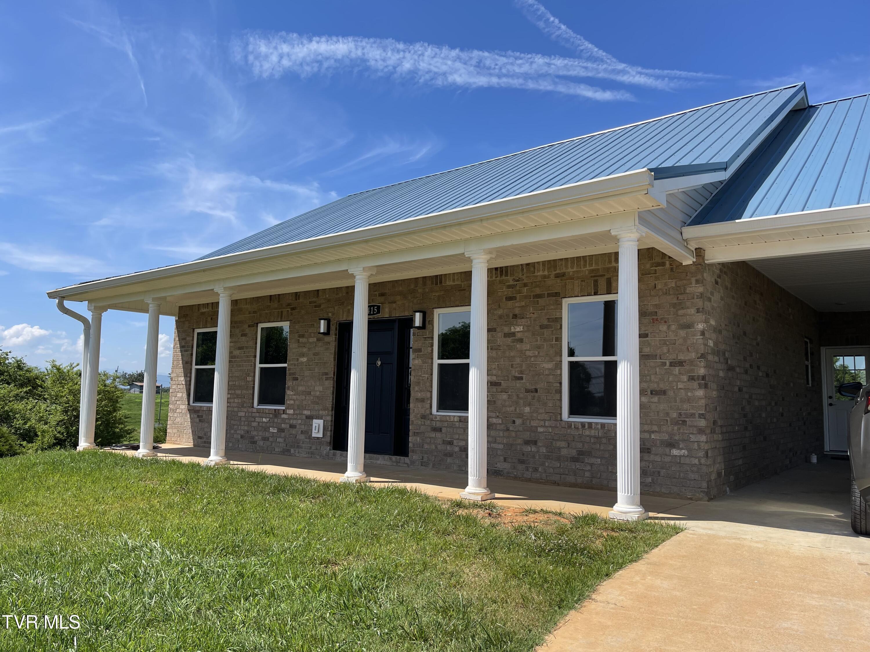 415 Wine Road Dandridge, TN 37725 - Photo 6 of 51 IMG_5559