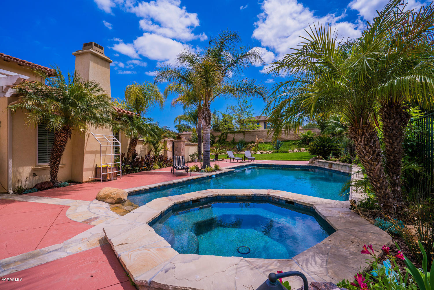 124 Sinaloa Road Simi Valley, CA 93065 - Photo 3 of 49 124 sinaloa patio 7