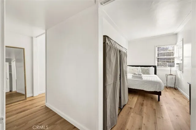 $2,575 | 4343 Laurel Canyon Boulevard, Studio City, CA 91604