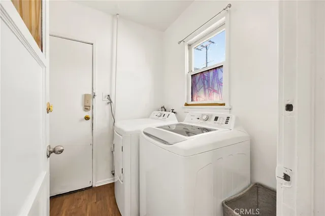 $2,575 | 4343 Laurel Canyon Boulevard, Studio City, CA 91604