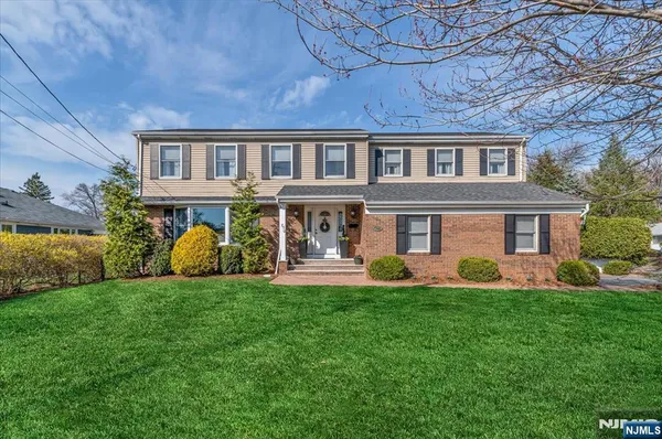 $1,250,000 | 750 Martin Avenue, Oradell, NJ 07649