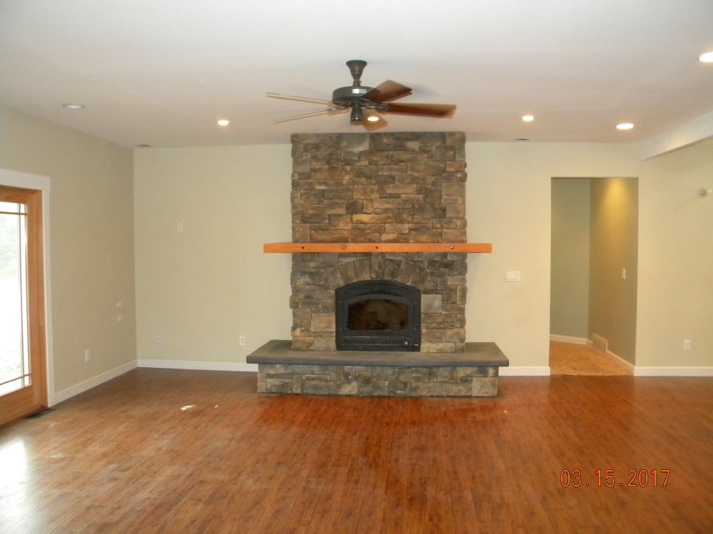 11722 East Antler Road Chattaroy, WA 99003 - Photo 8 of 20 Gallery Image 8