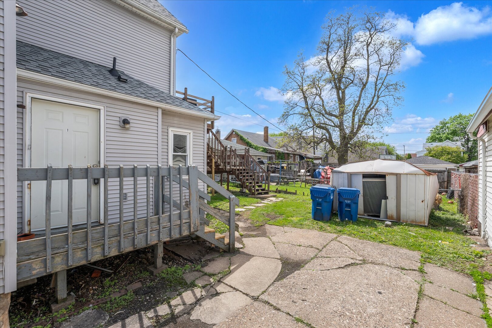 349 10th Street Moline, IL 61265 - Photo 5 of 24