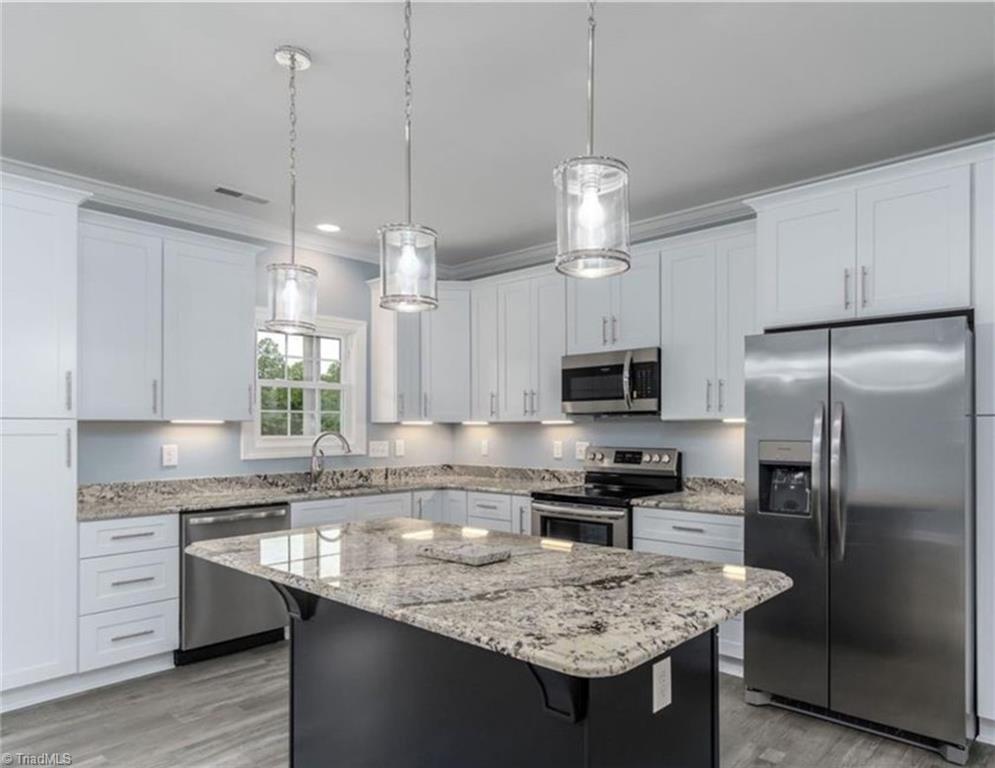 267 Cedar Lodge Road Thomasville, NC 27360 - Photo 3 of 6 SIMILAR TO PREVIOUS NEW CONSTRUCTION