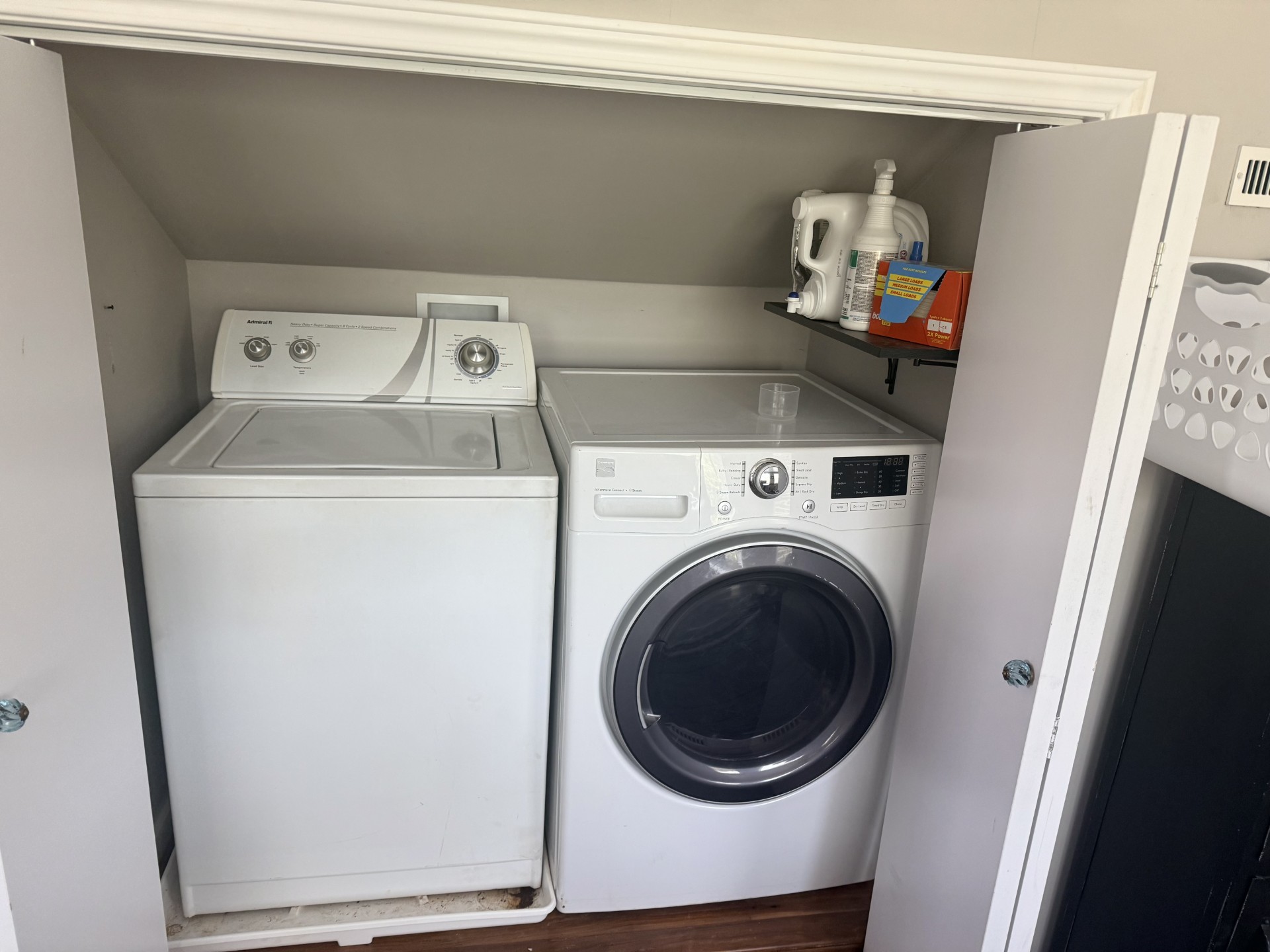 227 Crooked Hollow Road Elgin, TX 78621 - Photo 11 of 11 a utility room with dryer and washer