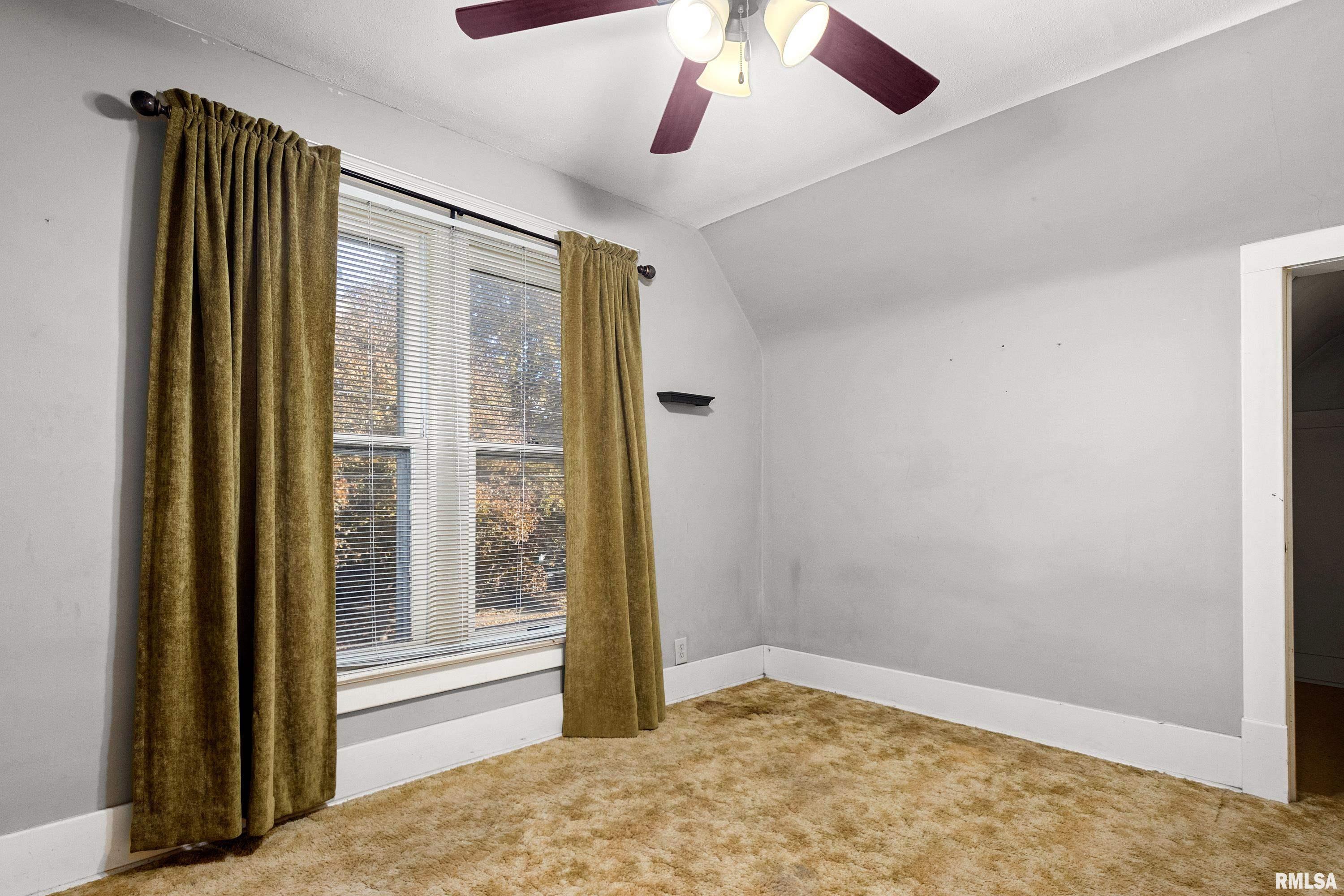 84 Silver Street Galesburg, IL 61401 - Photo 28 of 33