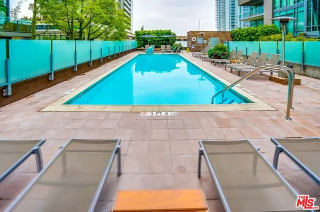 $525,000 | 1111 South Grand Avenue, Unit 1111, Los Angeles, CA 90015