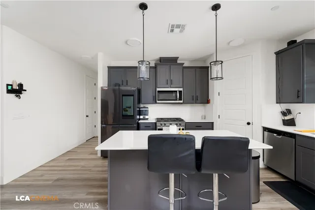 $499,990 | 7931 Savannah Height Avenue, Bakersfield, CA 93313