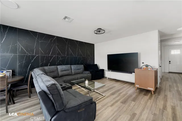 $499,990 | 7931 Savannah Height Avenue, Bakersfield, CA 93313