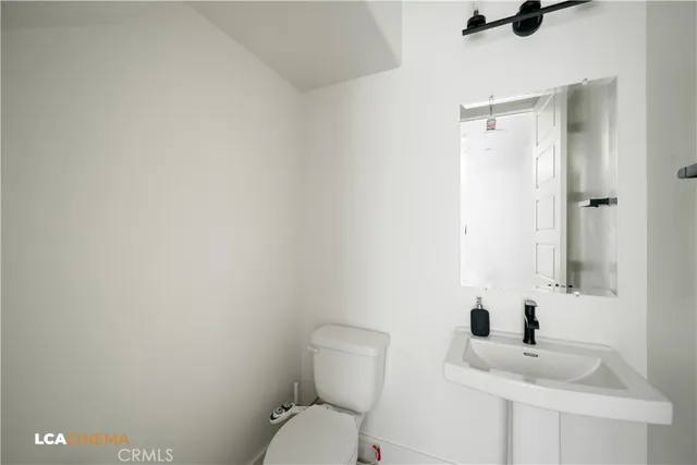 $499,990 | 7931 Savannah Height Avenue, Bakersfield, CA 93313