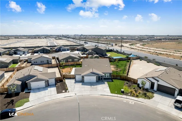 $499,990 | 7931 Savannah Height Avenue, Bakersfield, CA 93313
