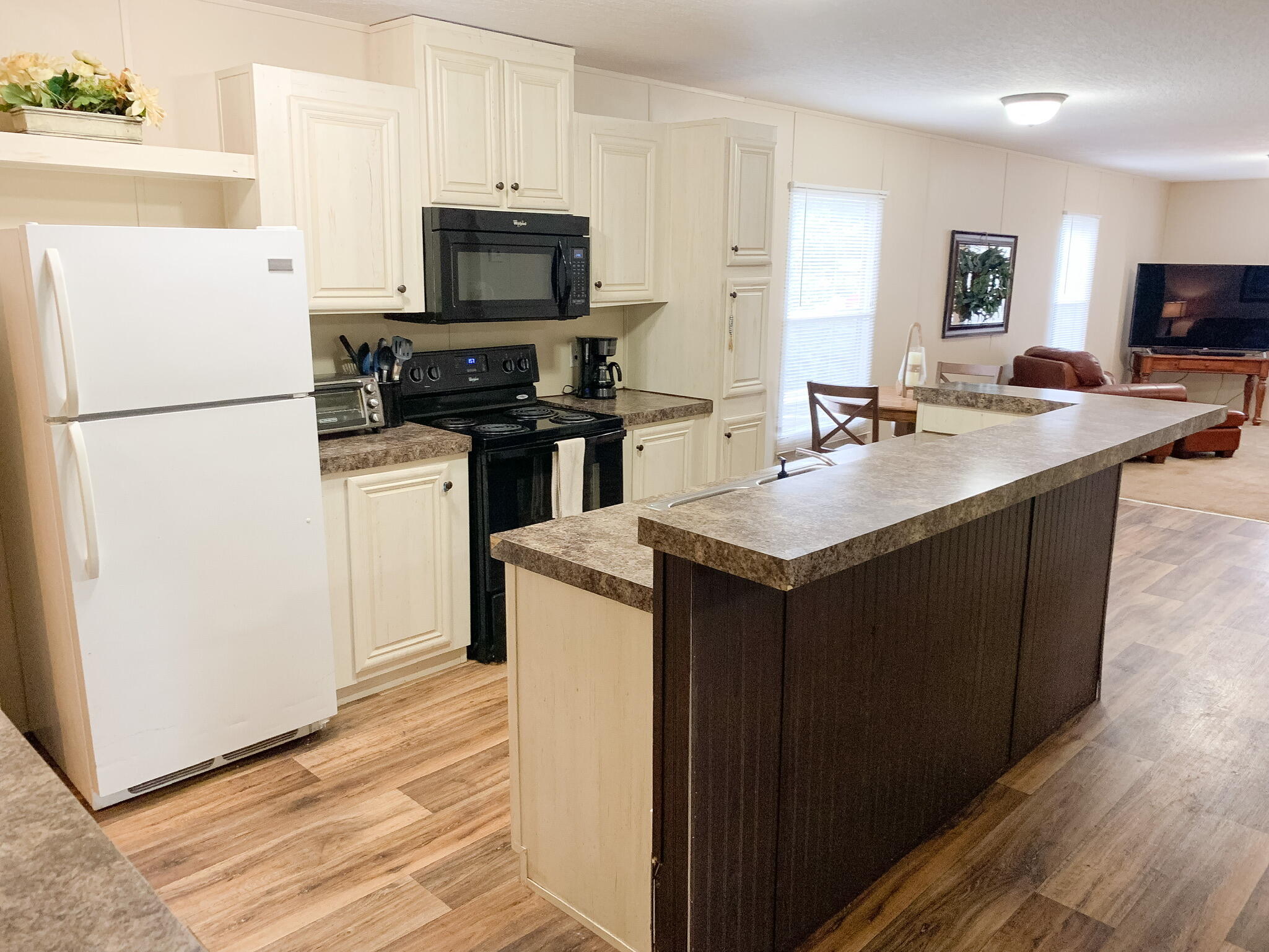 3210 Whistler Road Johns Island, SC 29455 - Photo 11 of 29 8AA0D16A-C1A9-405A-A3FA-C4BFF043D57C