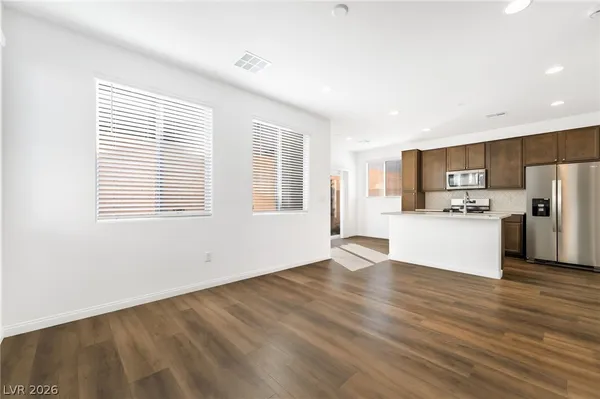 $2,300 | 399 Mary Baer Way, Henderson, NV 89011