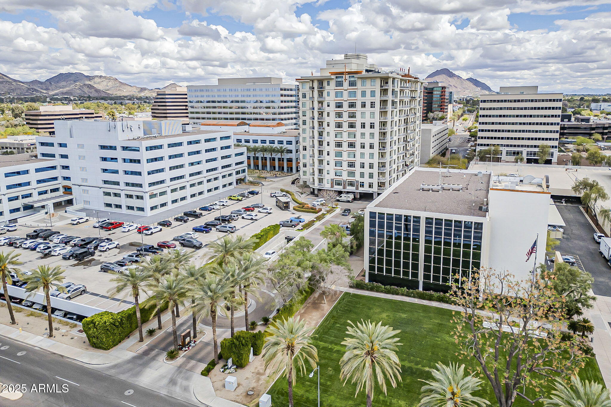 2211 East Camelback Road, Unit 605 Phoenix, AZ 85016 - Photo 8 of 56 a city view