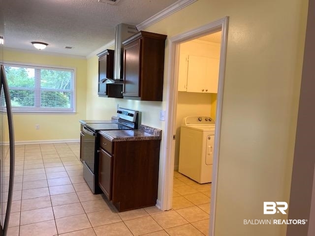 211 14th Avenue Atmore, AL 36502 - Photo 9 of 32 Entrance to Utility Room