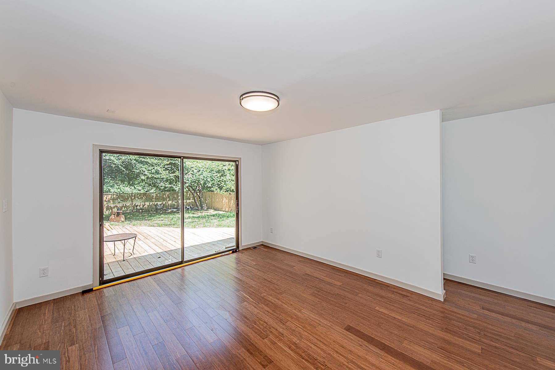 5301 Lightning View Road Columbia, MD 21045 - Photo 23 of 47 Lots of light from the sliding glass door