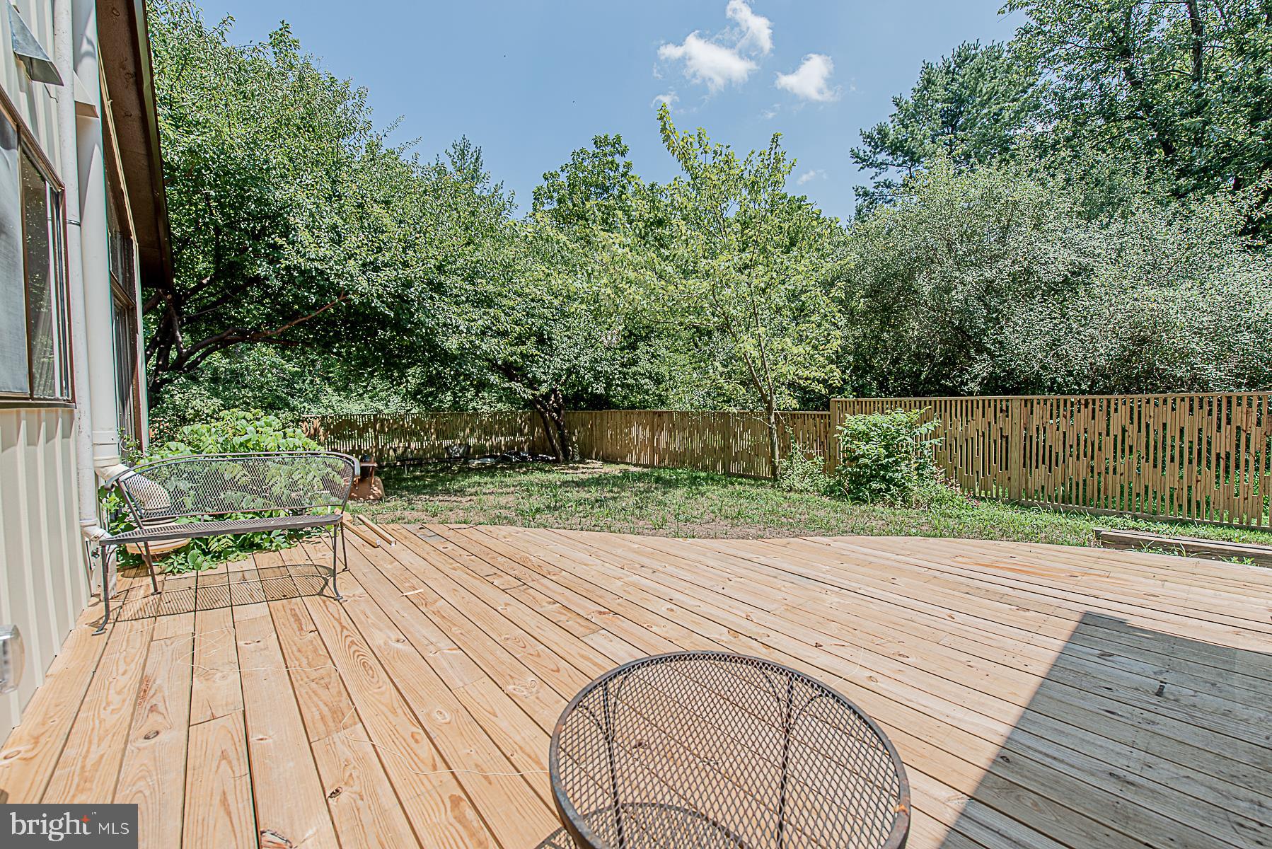 5301 Lightning View Road Columbia, MD 21045 - Photo 26 of 47 Relax on the new deck