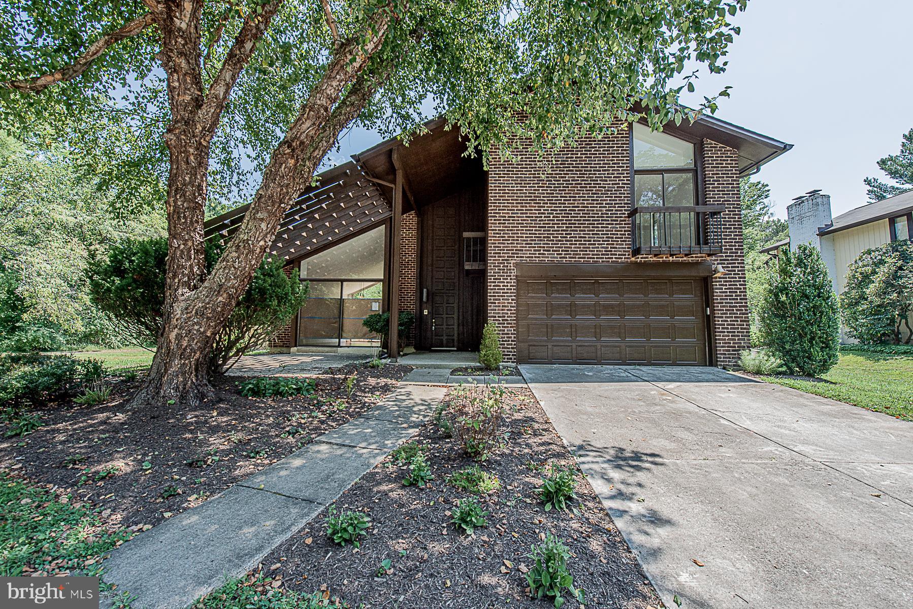 5301 Lightning View Road Columbia, MD 21045 - Photo 45 of 47 Additional front view