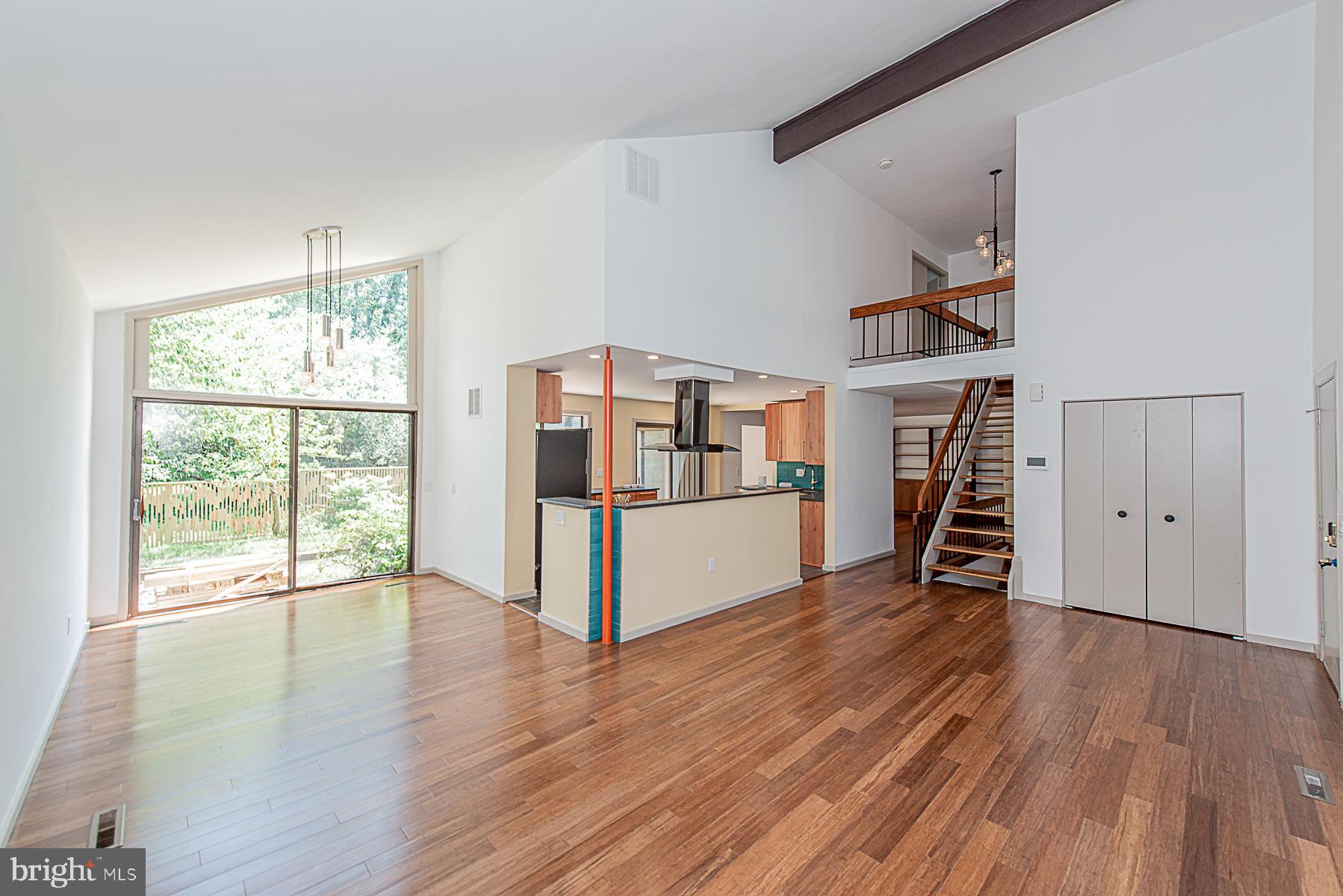 5301 Lightning View Road Columbia, MD 21045 - Photo 7 of 47 Spacious dining room