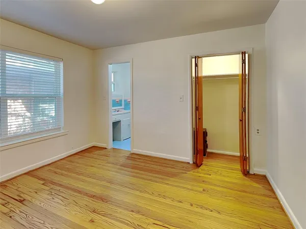 $2,200 | 2102 Elmwood Boulevard, Dallas, TX 75224